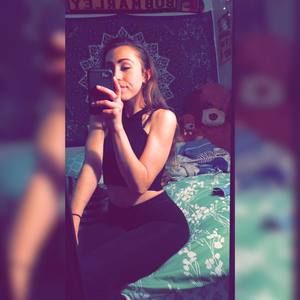 Meet your Posher, Kenzi